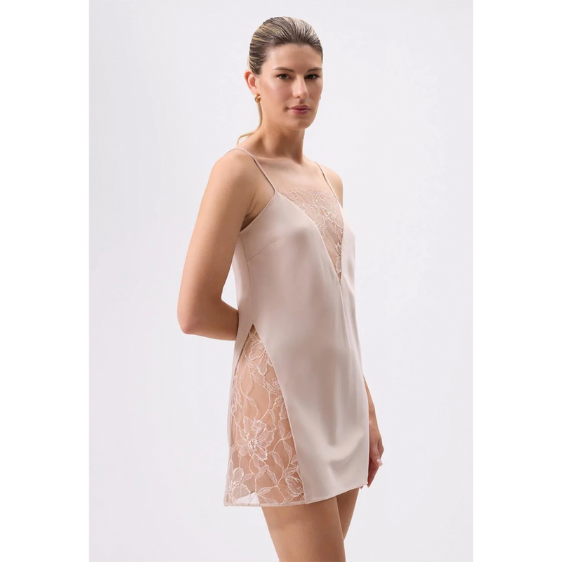 Sincerity Chemise